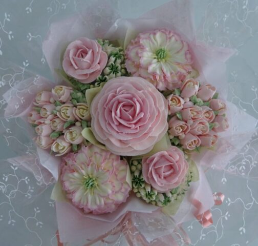 "Small Deluxe Cupcake Bouquet Blush Pinks"