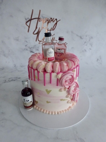"Marbled Pink Cake with Gin"