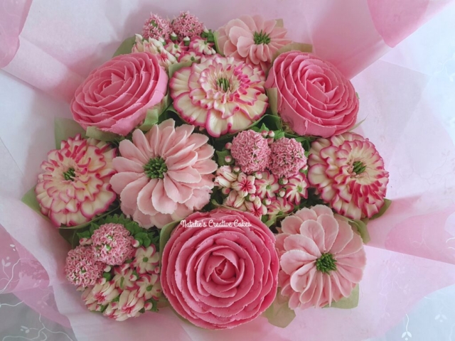 "Medium Deluxe Bouquet Pink"