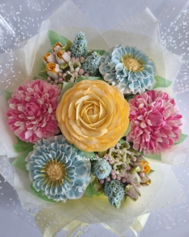 "Small Cupcake Bouquet Spring Pastels"
