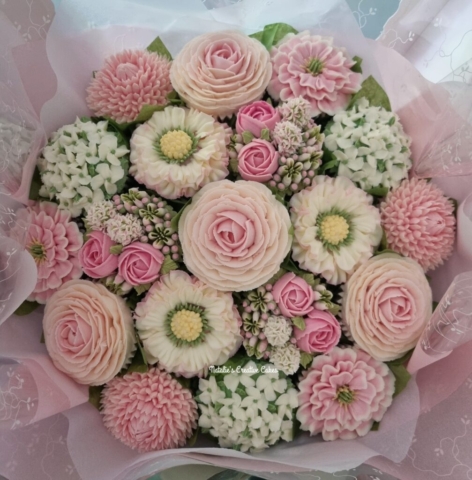 "Large Cupcake Bouquet Blush"