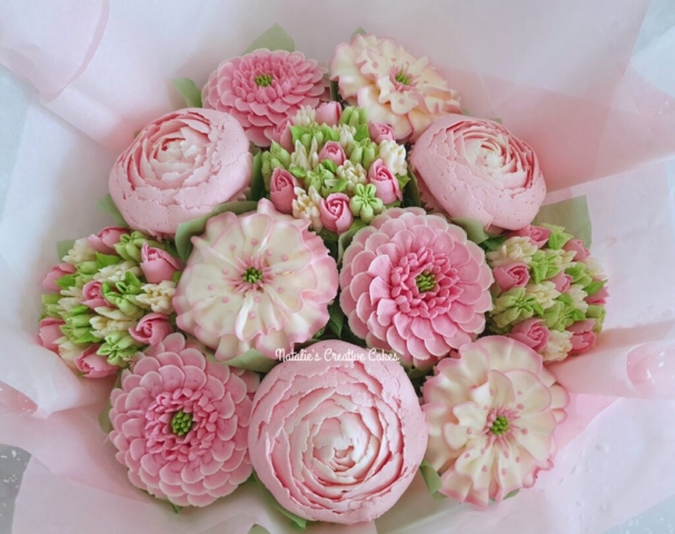 "Medium Deluxe Bouquet Pink"