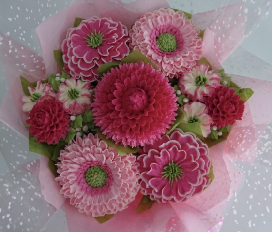 "Small Deluxe Cupcake Bouquet Bright and Light Pink"