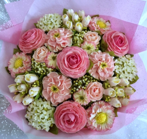 "Large Cupcake Bouquet in Pinks"
