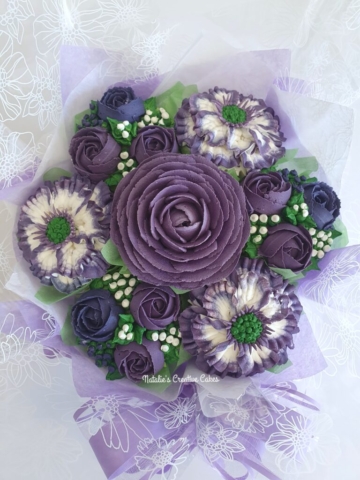 "Small Deluxe Bouquet in Purple and Violet"