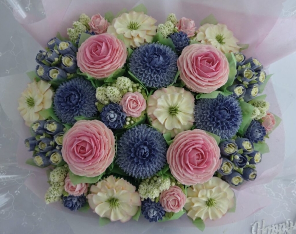 "Extra Large Cupcake Bouquet Pinks and Violets"