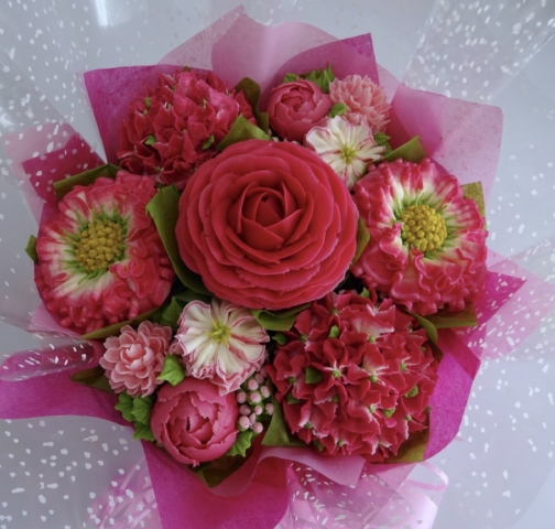 "Small Deluxe Cupcake Bouquet Deep Pink"