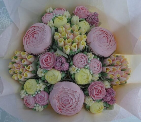 "Medium Deluxe Cupcake Bouquet Pinks Lemons"