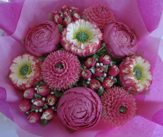 "Medium Deluxe Cupcake Pinks"