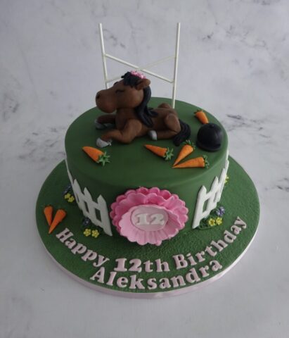 "Cute Horse Cake"