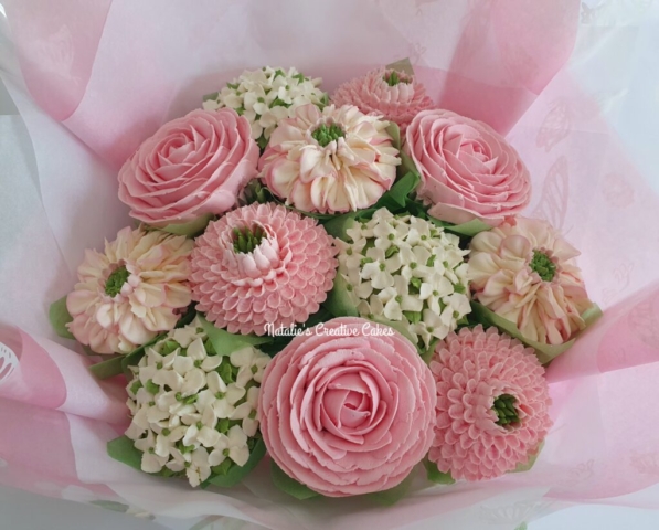 "Medium Deluxe Bouquet Pink"