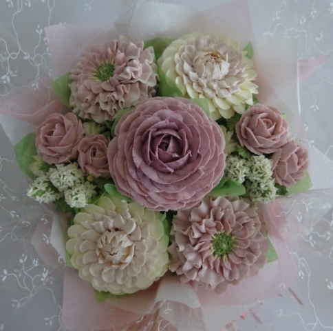 "Small Deluxe Cupcake Bouquet Dusky Pink"