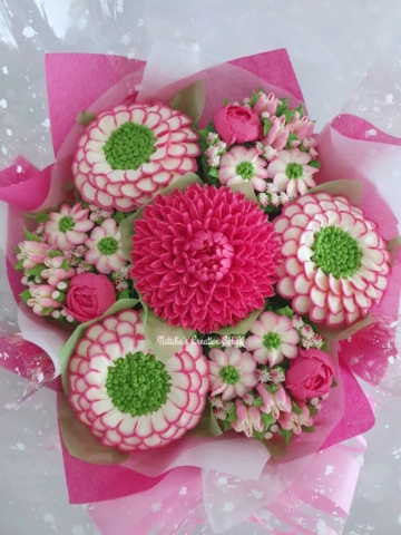 "Small Deluxe Bouquet in Hot Pink"