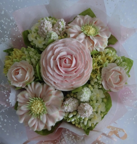 "Small Deluxe Cupcake Bouquet Blush, Lemon and Green"