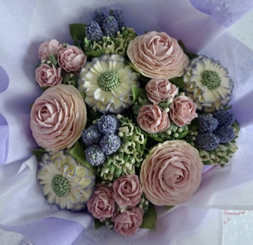 "Medium Deluxe Cupcake Bouquet in Violet and Dusky Pink"