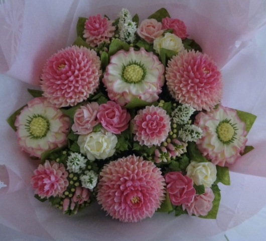 "Medium Deluxe Cupcake Pink Shades"