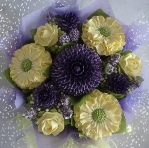 "Small Deluxe Cupcake Bouquet Lemon and Purple"