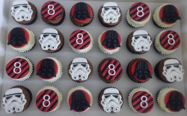 "Star Wars Cupcakes"