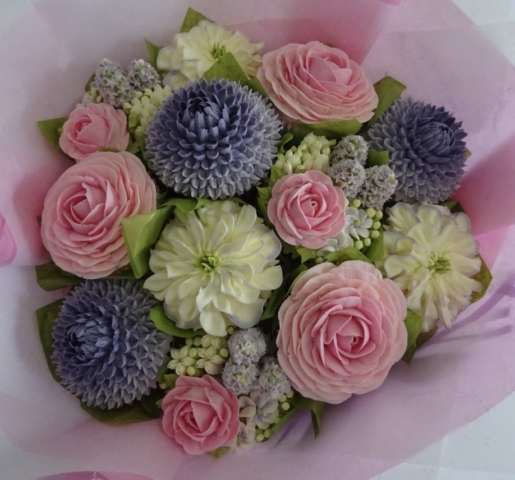"Medium Deluxe Cupcake Bouquet in Lilac and Pink"