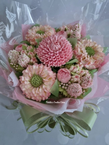 "Small Deluxe Cupcake Bouquet Pinks"