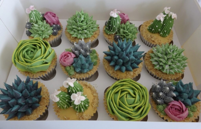 "Cacti Cupcakes"