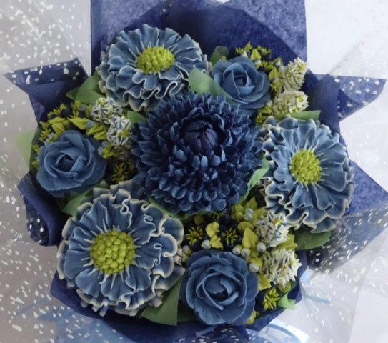 "Small Deluxe Cupcake Bouquet Blues"
