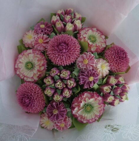 "Deluxe Cupcake Bouquet Pinks"