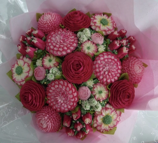 "Large Cupcake Bouquet Deep Pinks"