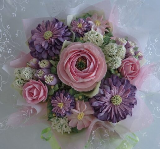 "Small Deluxe Cupcake Bouquet Lilac, Purple, Pink"