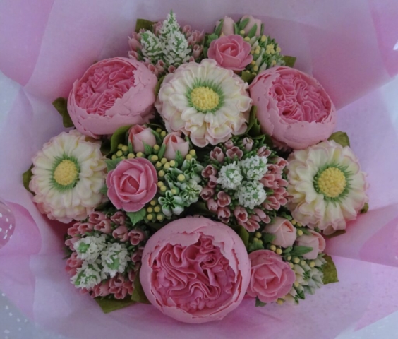 "Medium Deluxe Cupcake Pinks"