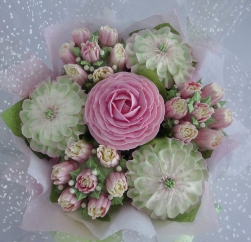 Small "Deluxe Cupcake Bouquet Baby Pink and Mint Green"
