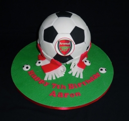 "Arsenal Football andScarf Cake"