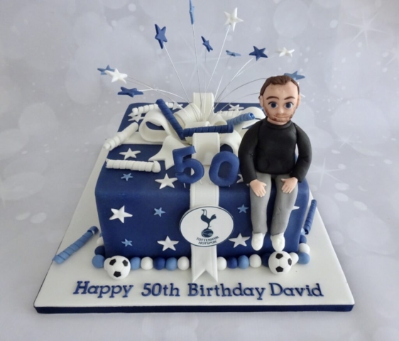 "Spurs Starburst Cake"