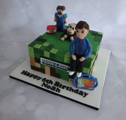 "Personalised Minecraft Cake"