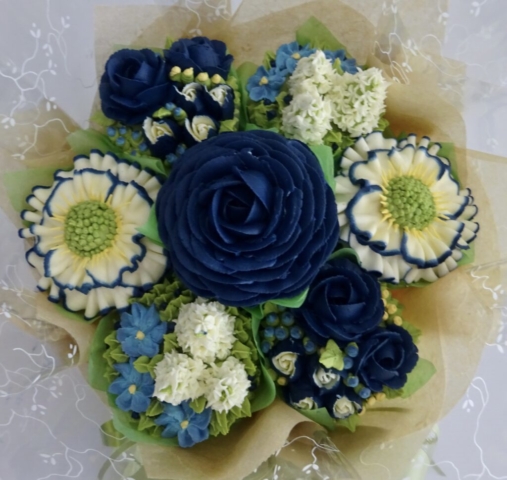 "Small Deluxe Cupcake Bouquet Navy"