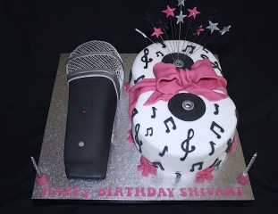 "18 Music"