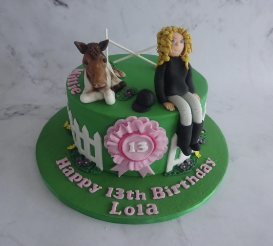 "Horseriding Cake"