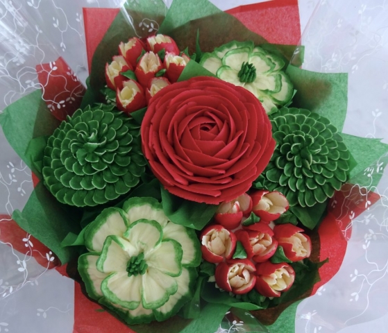 "Small Bouquet in Red, Green, White"