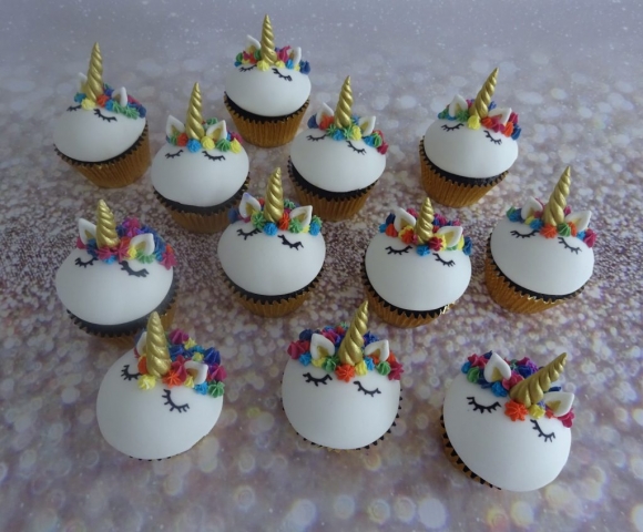 "Magical Unicorn Cupcakes"