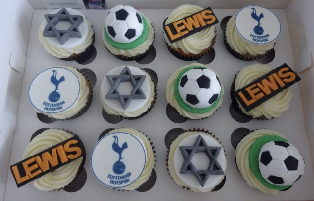 "13th Birthday Barmitzvah Cupcakes"