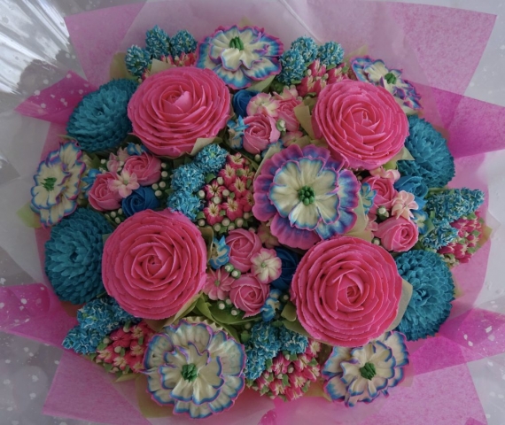 "Extra Large Cupcake Bouquet Teal & Pink"