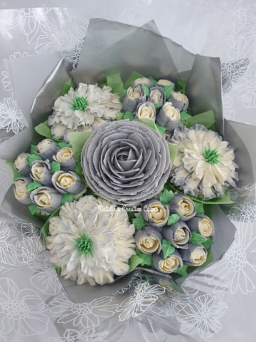 "Small Bouquet in Silver"