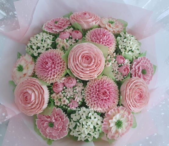 "Large Cupcake Bouquet Pale Pinks"