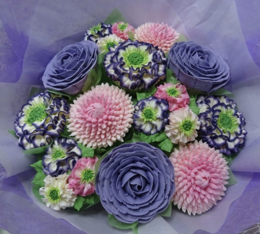 "Medium Deluxe Bouquet in Pinks and Lilacs"