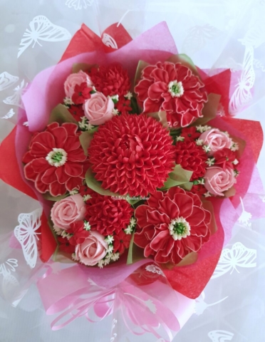 "Small Deluxe Bouquet Pink and Red"