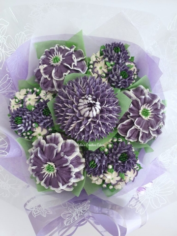 "Small Deluxe Bouquet Purples"